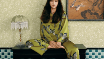 刘芸气质美女壁纸性感迷人！_好看的女生壁纸真人
